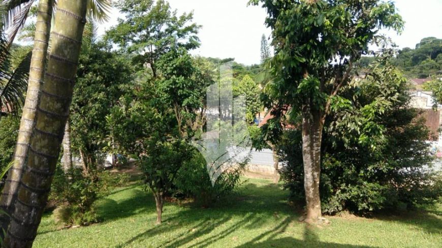 Casa ampla bairro Salto, ótima para empresa, escritórios, sobrados, com amplo terreno área 1.221,40m