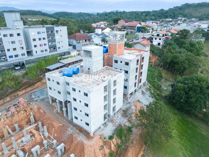 Apartamentos de dois dormitórios na Fortaleza Alta em frente ao campus da Furb!