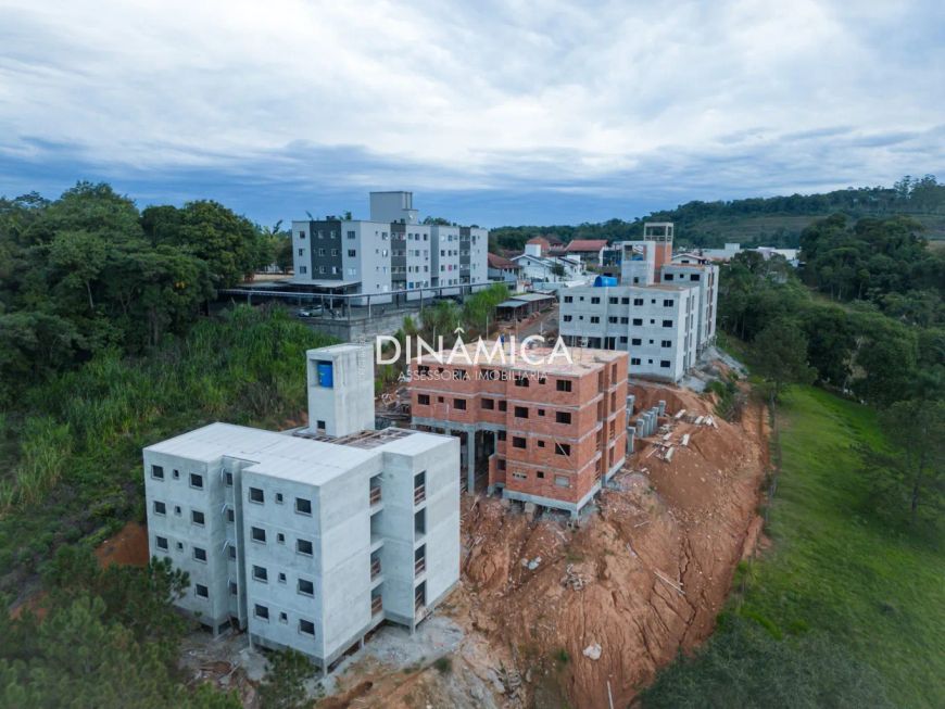 Apartamentos de dois dormitórios na Fortaleza Alta em frente ao campus da Furb!