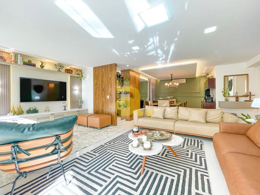 APARTAMENTO COM TRÊS SUÍTES NO BAIRRO VICTOR KONDER