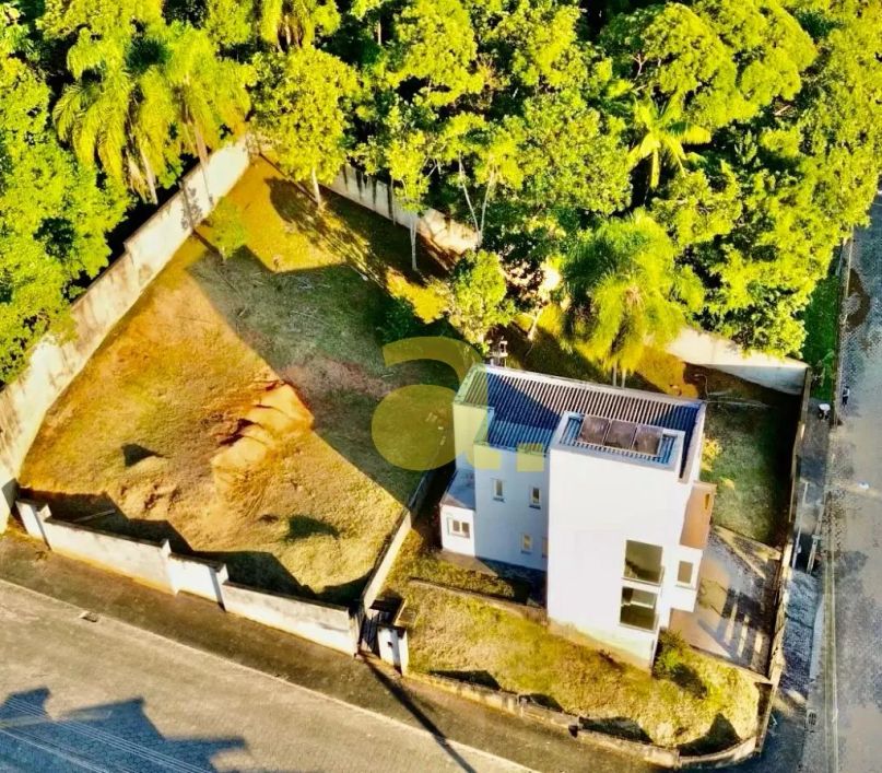 Excelente terreno no Bairro Velha Central