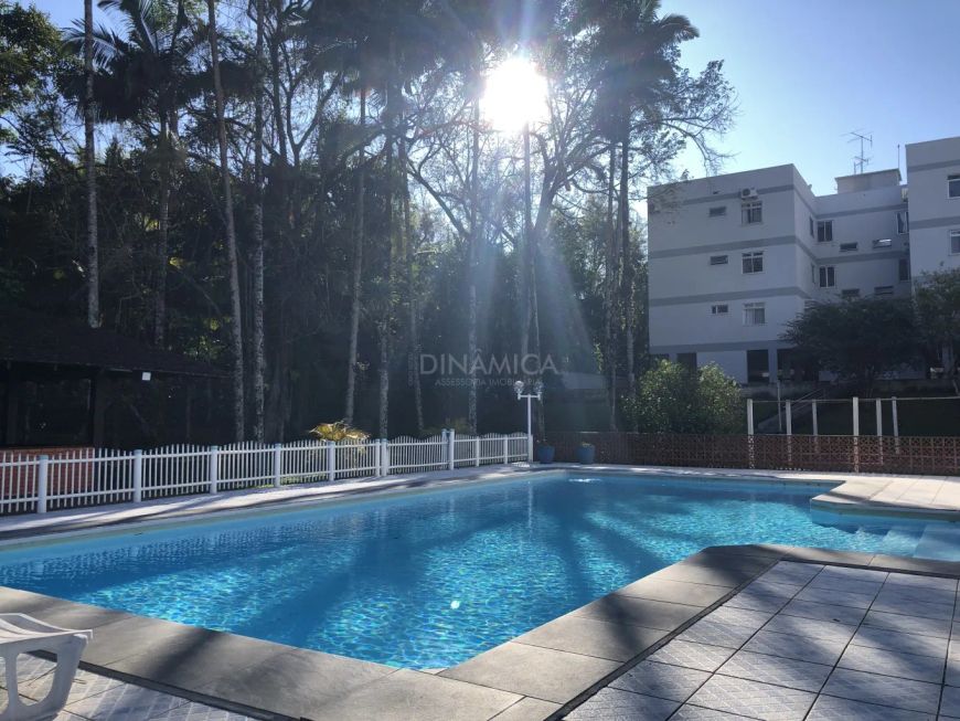 Apartamento com 3 dormitórios no Bairro Garcia em condominio Home Club