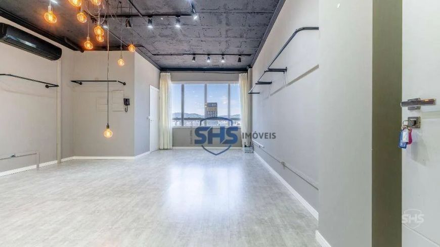Sala para alugar, 38 m² por R$ 2.204,00 de aluguel Centro - Blumenau/SC