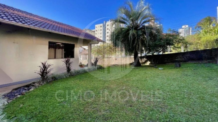 Terreno no Bairro Vila Nova em Blumenau com 304m²