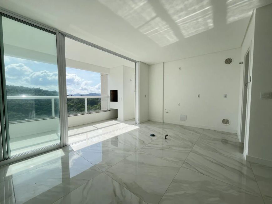 Sofisticado Apartamento na Escola Agrícola com 3 dormitórios pronto para morar!