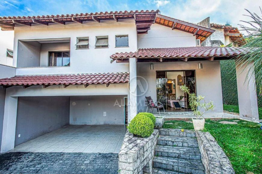 Casa com 3 dormitórios à venda, 200 m² por R$ 1.400.000,00 - Velha - Blumenau/SC