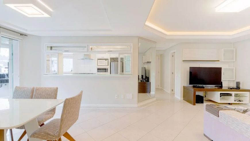 Lindo Apartamento para Locação com 3 Dormitórios e Finamente Mobiliado no bairro Victor Konder