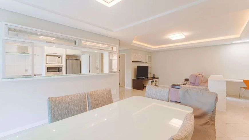 Lindo Apartamento para Locação com 3 Dormitórios e Finamente Mobiliado no bairro Victor Konder