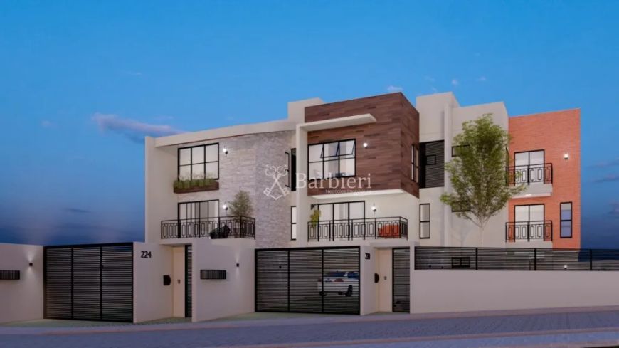 Casa triplex com 3 suítes e 4 vagas na garagem no bairro Escola Agrícola em Blumenau/SC