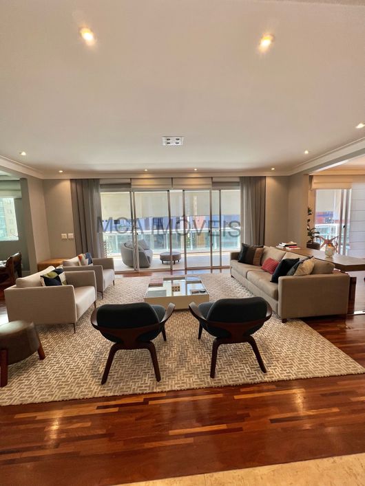 Apartamento para venda possui 234 metros quadrados