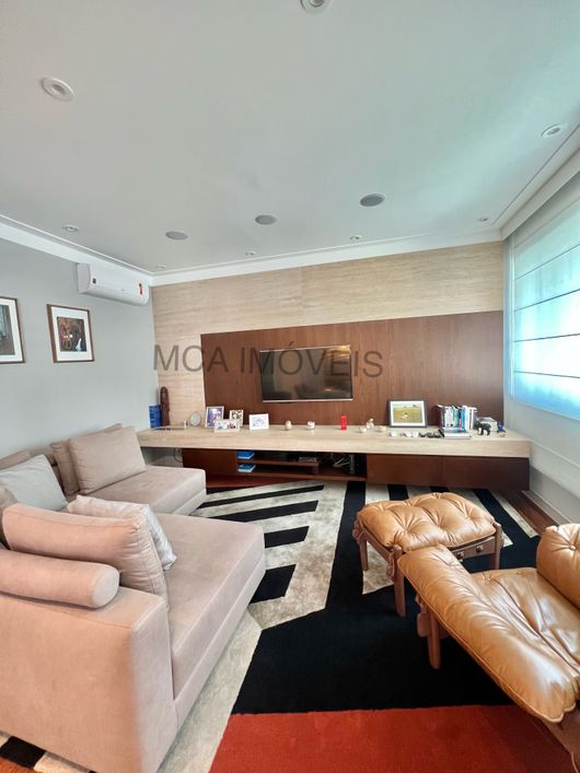 Apartamento para venda possui 234 metros quadrados