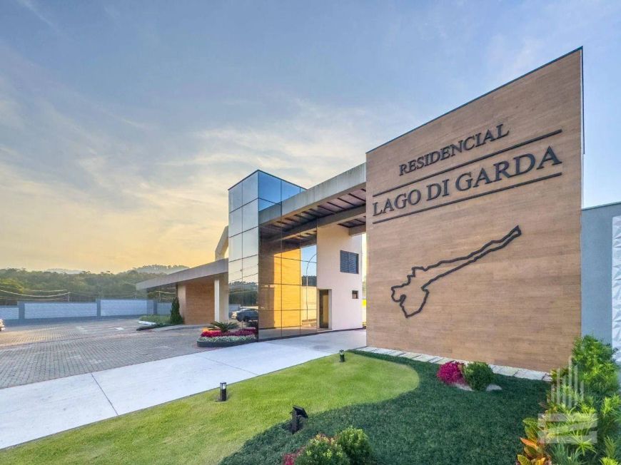 Lago Di Garda - Lote à Venda com 328m² em Condomínio Fechado no bairro Velha em Blumenau