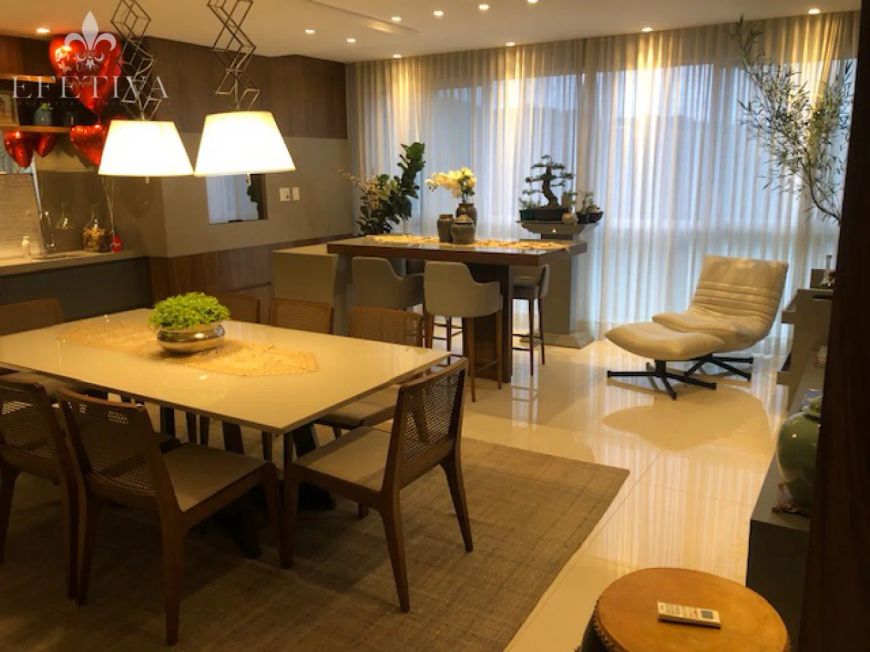LINDISSIMO APARTAMENTO DE 3 SUITES TOTALMENTE MOBILIADO E DECORADO. 02 VAGAS DE GARAGEM. CONDOMINIO