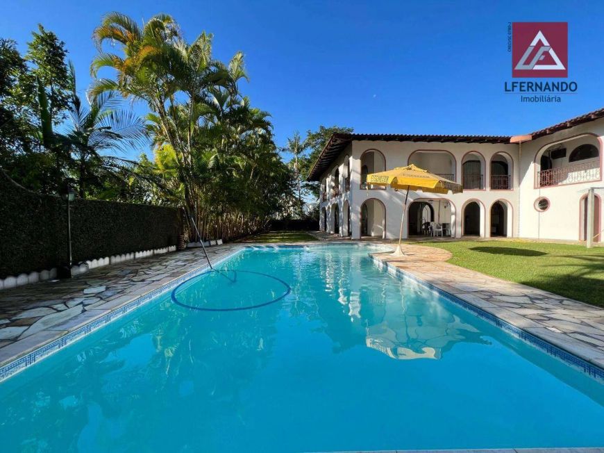 Casa com 4 suítes à venda, 740 m² por R$ 2.500.000 - Centro - Blumenau/SC