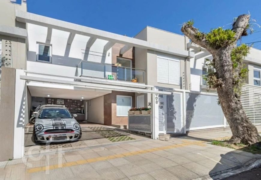 Casa à venda em Nossa Senhora das Graças com 109 m², 3 quartos, 1 suíte, 2 vagas