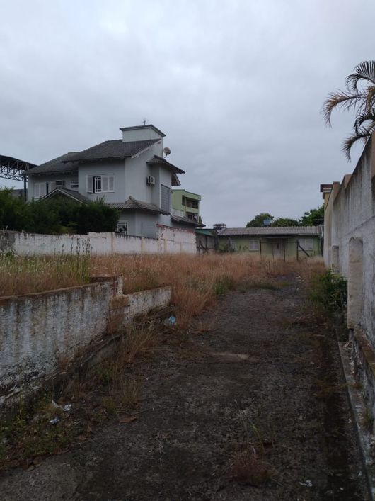 Terreno à Venda no bairro Nossa Senhora Das Graças com 550m²