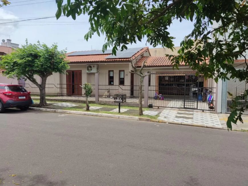 Casa com 2 dormitórios à venda REF: G4511