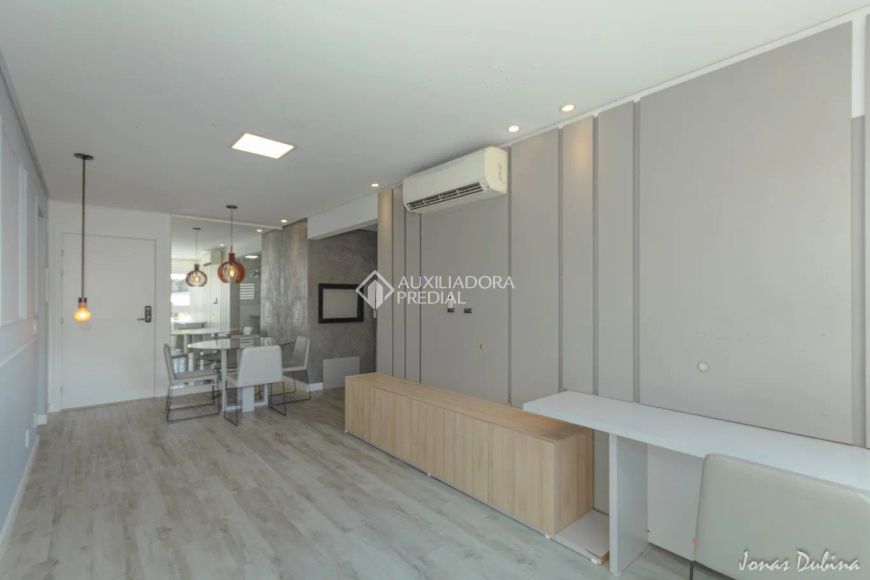 Apartamento sendo 1 suite, Mobiliado no Centro de Canoas