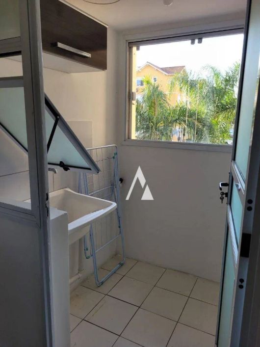 Apartamento com 2 dormitórios à venda, 49m² por R$185.000 - Mato Grande - Canoas/RS