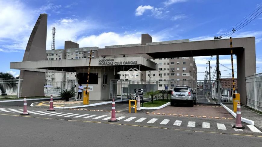 Apartamento de 3 Dormitórios em Condomínio á Venda no Bairro São José REF: 501580