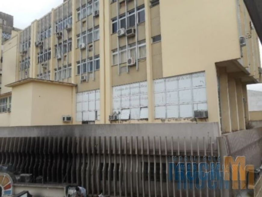 Sala à Venda no bairro Centro com 406m²