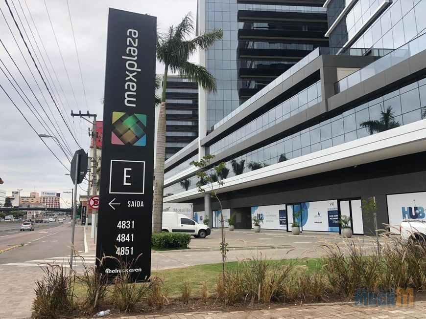Sala à Venda no bairro Centro com 33m²
