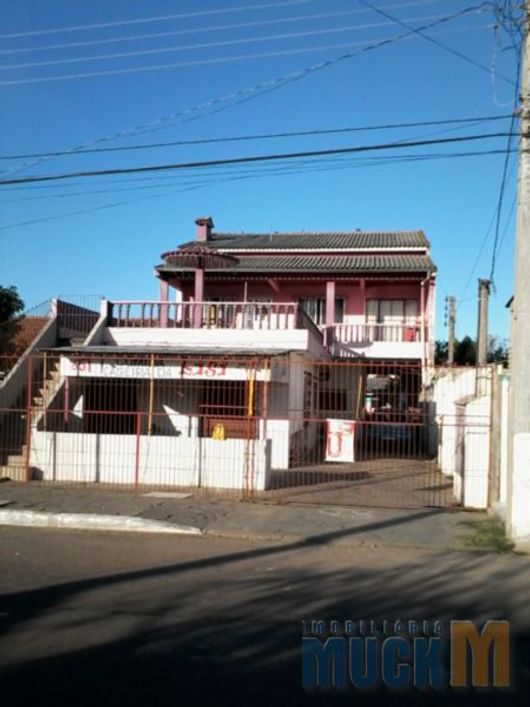 Prédio à Venda no bairro Mathias Velho com 560m²