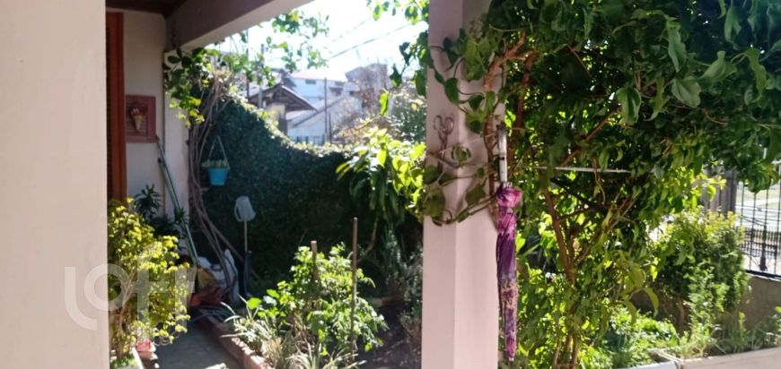 Casa à venda em Mato Grande com 185 m², 3 quartos, 2 vagas