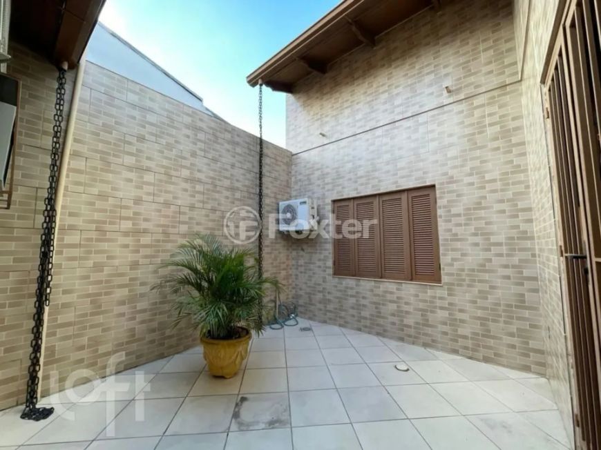 Casa à venda Rua Pedro Dos Santos, Igara - Canoas