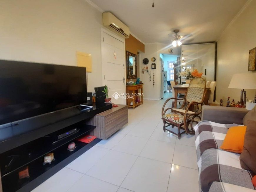 Casa em condomínio no Centro de Canoas!