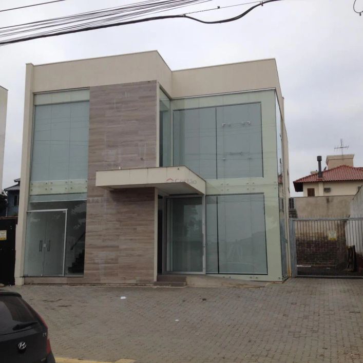 Prédio Comercial no Bairro Moinhos de Vento-Canoas. REF: G3887