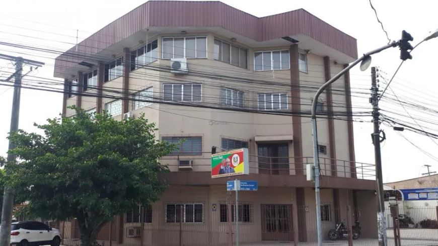 Prédio Comercial com 800 m², ao lado do Shopping Canoas. REF: G3374