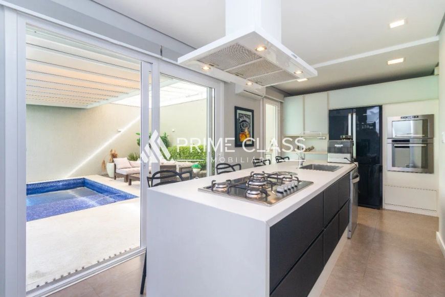 Sabrado alto padrão, 3 dormitórios, piscina, aréa gourmet - Bairro Mont Serrat