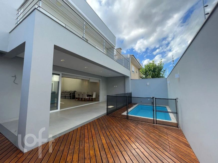 Casa à venda em Estância Velha com 213 m², 3 quartos, 1 suíte