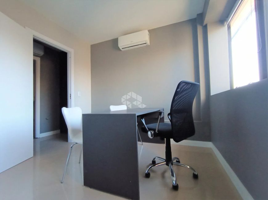 Sala comercial MOBILIADA em Canoas no Complexo Maxplaza Canoas