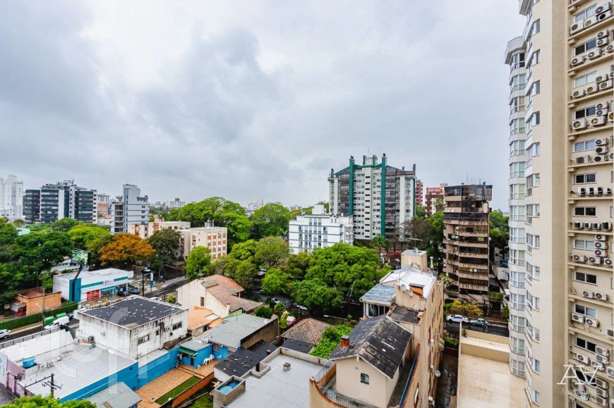 Apartamento à venda em Centro com 103 m², 3 quartos, 1 suíte, 2 vagas