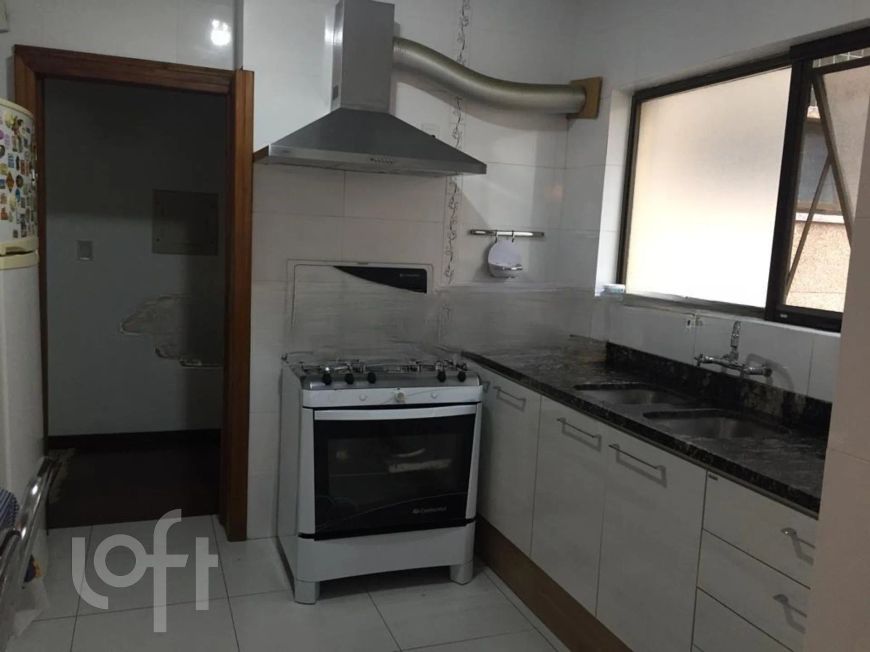 Apartamento à venda em Centro com 319 m², 4 quartos, 1 suíte, 4 vagas