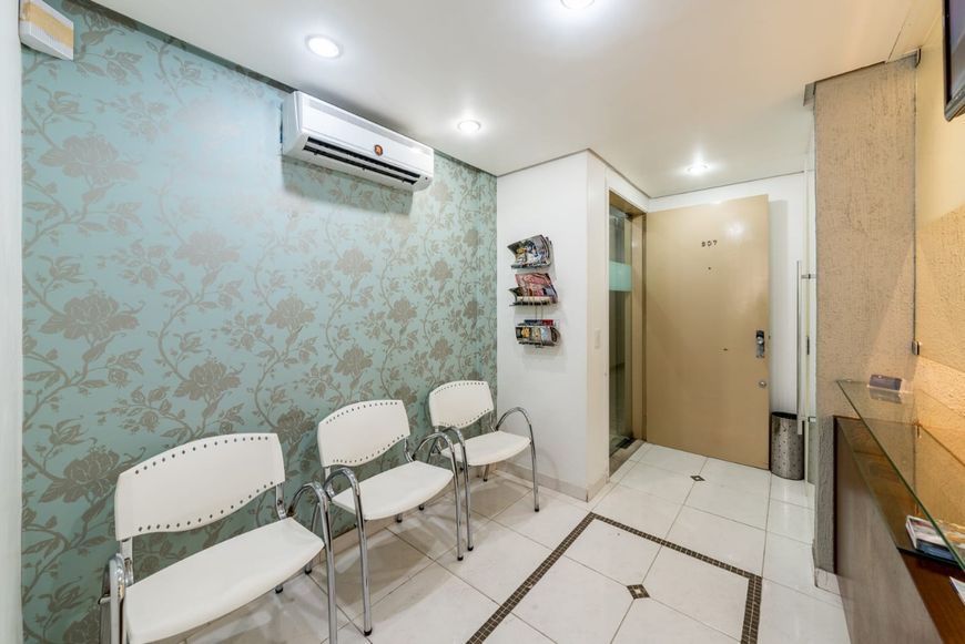 Sala à Venda no bairro Centro com 52m²