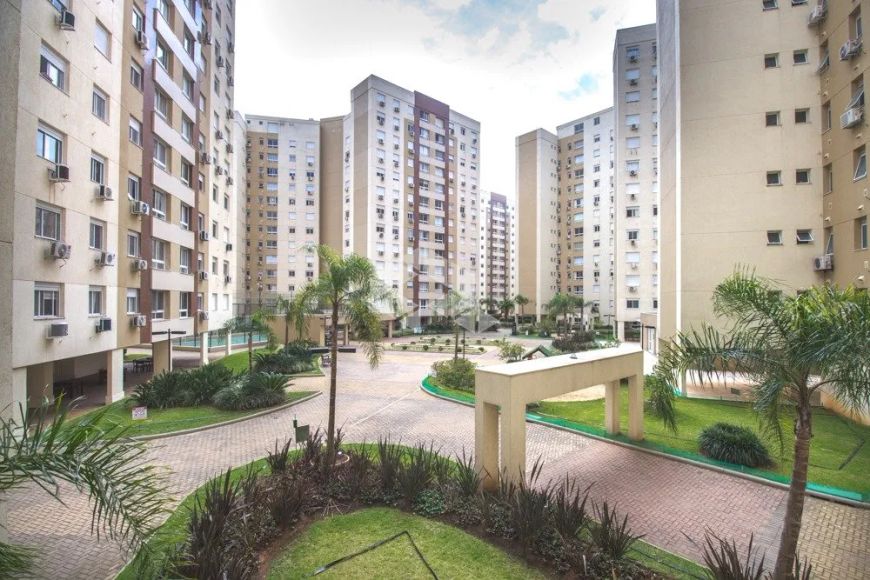 Apartamento de 3 dormitórios sendo 1 suíte, 2 banheiros, semimobiliado com churrasqueira, 1 vaga de