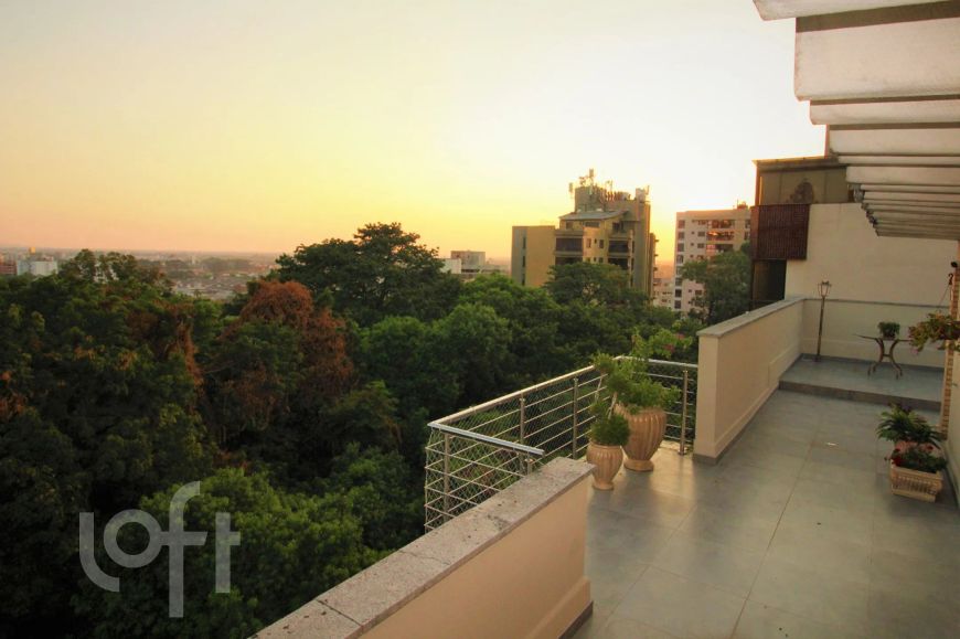 Apartamento à venda em Centro com 280 m², 4 quartos, 1 suíte, 4 vagas