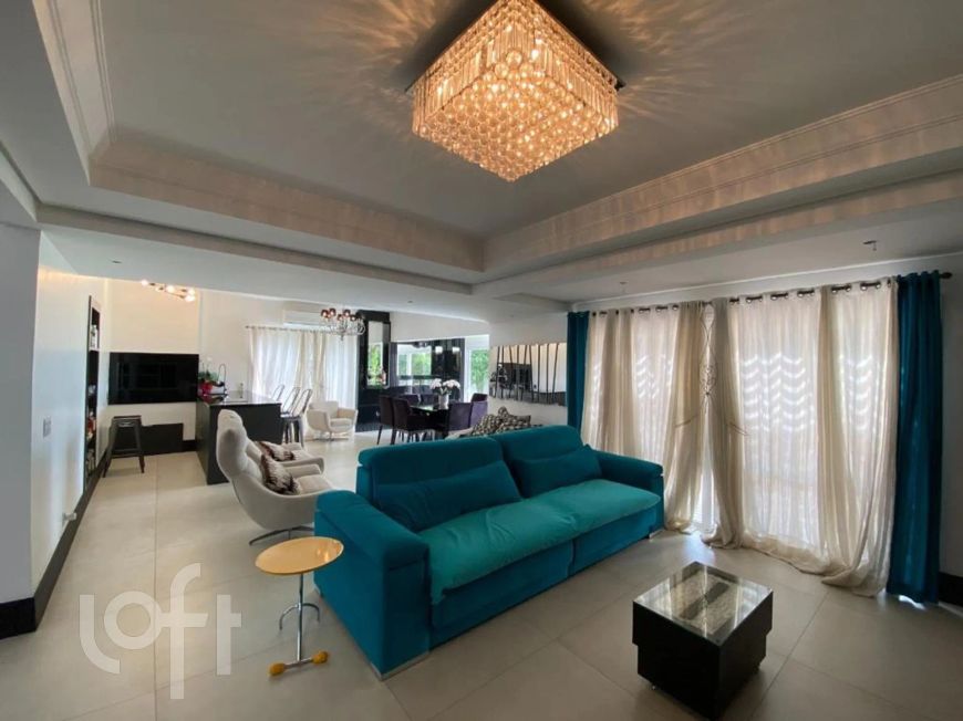 Casa à venda em Marechal Rondon com 317 m², 4 quartos, 4 suítes, 6 vagas