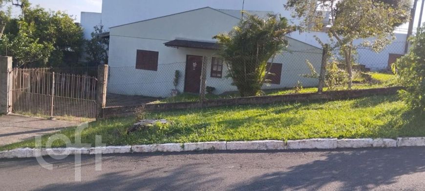 Casa à venda em Igará com 120 m², 3 quartos, 1 suíte, 2 vagas