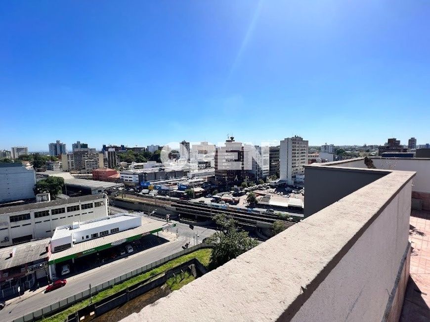 Cobertura duplex para venda possui 256 metros quadrados com 4 quartos em Centro - Canoas - RS