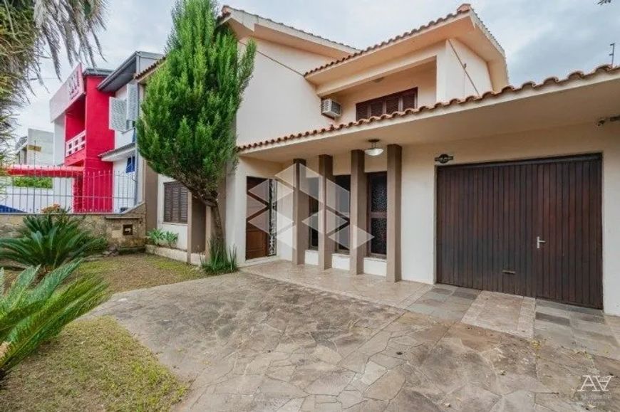 Casa/Sobrado 248,25m² área privativa 4 dormitórios/quartos 1 suíte 2 vagas Marechal Rondon