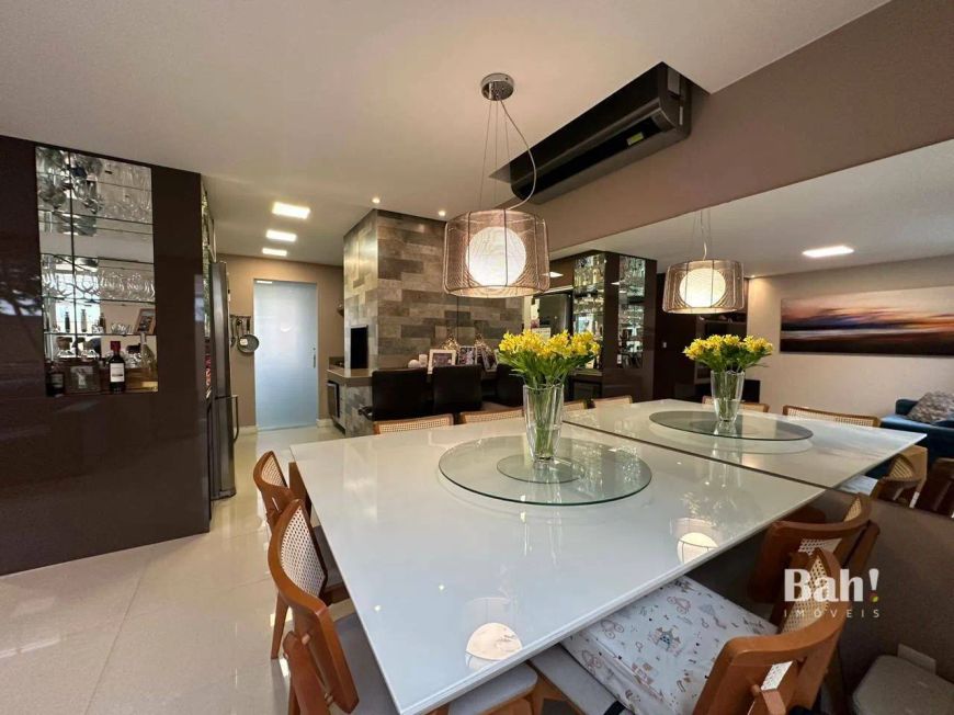 Sobrado com 3 dormitórios à venda, 157 m² por R$ 949.000,00 - Moinhos de Vento - Canoas/RS
