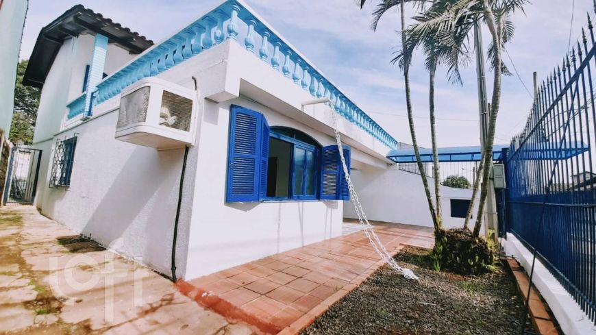 Casa à venda em Nossa Senhora das Graças com 140 m², 4 quartos, 1 suíte, 3 vagas