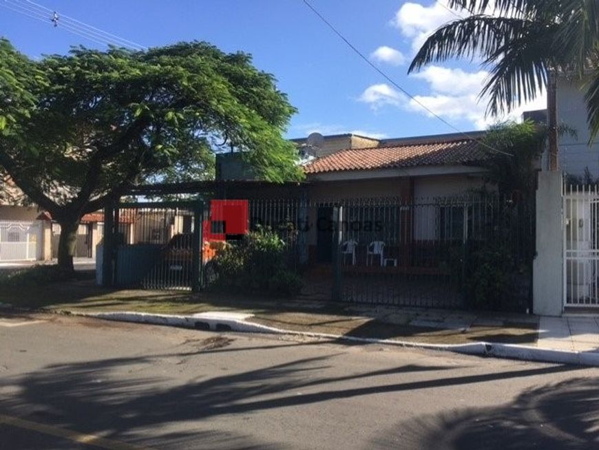 Casa 2 Dormitórios de Esquina. Em Canoas Bairro Mahias Velho