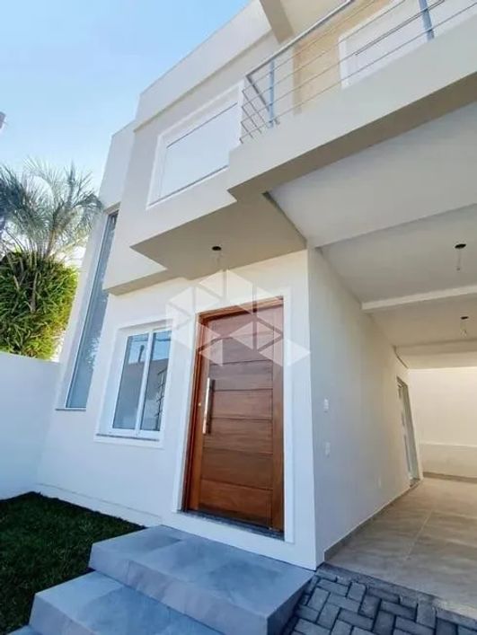Sobrado novo 3 dormitórios com 1 suíte no bairro Nossa Sra das Graças.