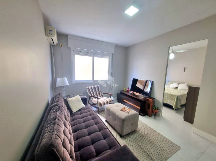 Apartamento 1 dormitório sem vaga Centro Canoas reformado semi mobiliado
