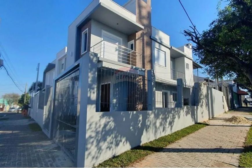 Sobrado de Esquina com localização previlegiada no bairro NSG em Canoas!